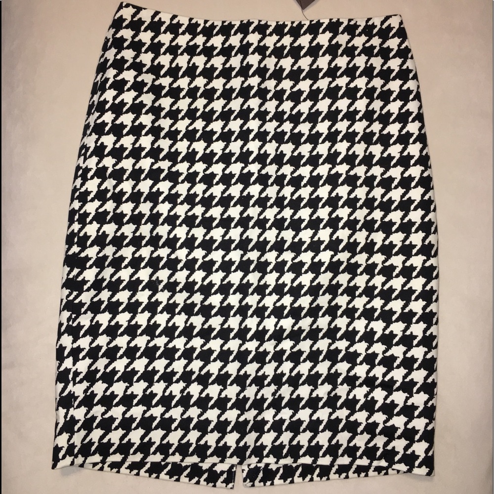 The Limited Skirt